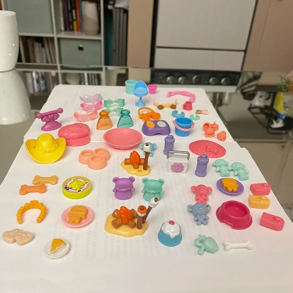 LPS - Littlest Pet Shop Accessories Lot